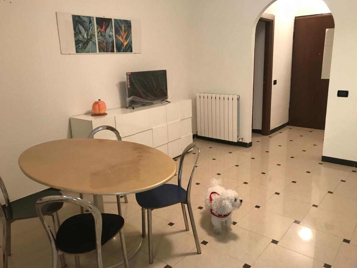 Chez Christine La Petite Apartment Cogoleto Bagian luar foto